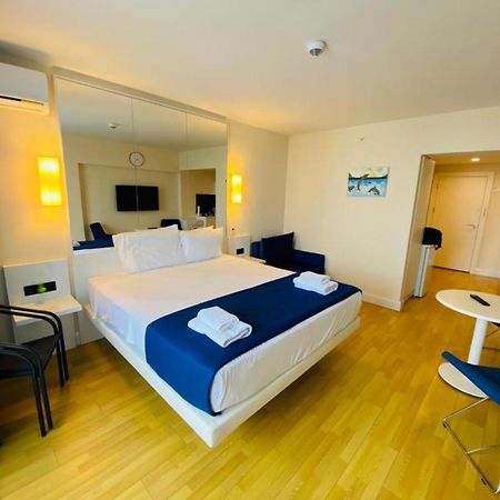Orbi City-Sea View Aparthotel บาทูมิ ภายนอก รูปภาพ