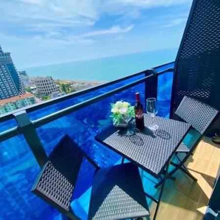 Orbi City-Sea View Aparthotel บาทูมิ ภายนอก รูปภาพ