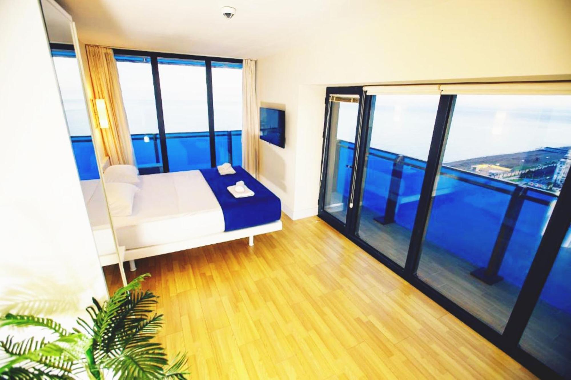 Orbi City-Sea View Aparthotel บาทูมิ ภายนอก รูปภาพ