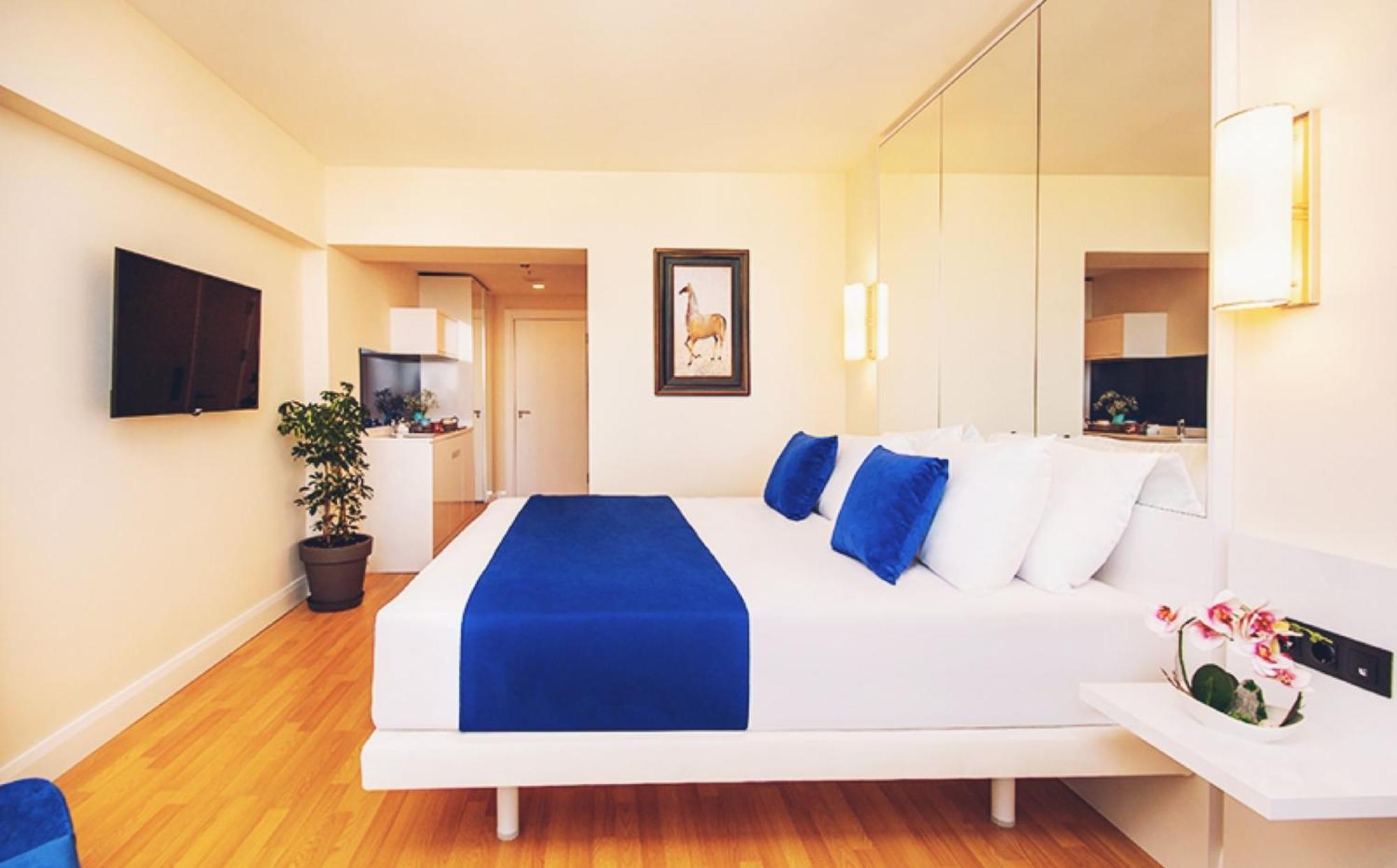 Orbi City-Sea View Aparthotel บาทูมิ ภายนอก รูปภาพ