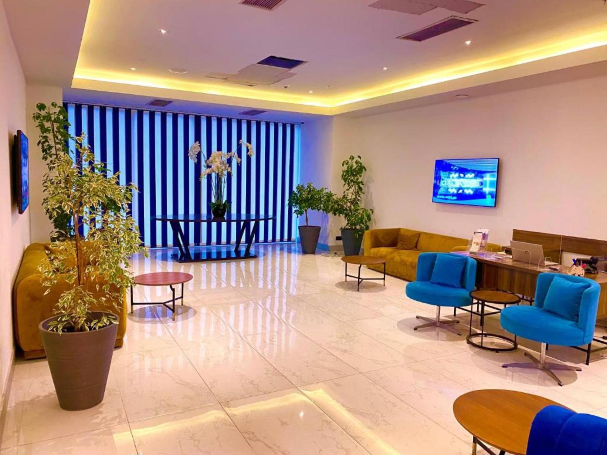 Orbi City-Sea View Aparthotel บาทูมิ ภายนอก รูปภาพ