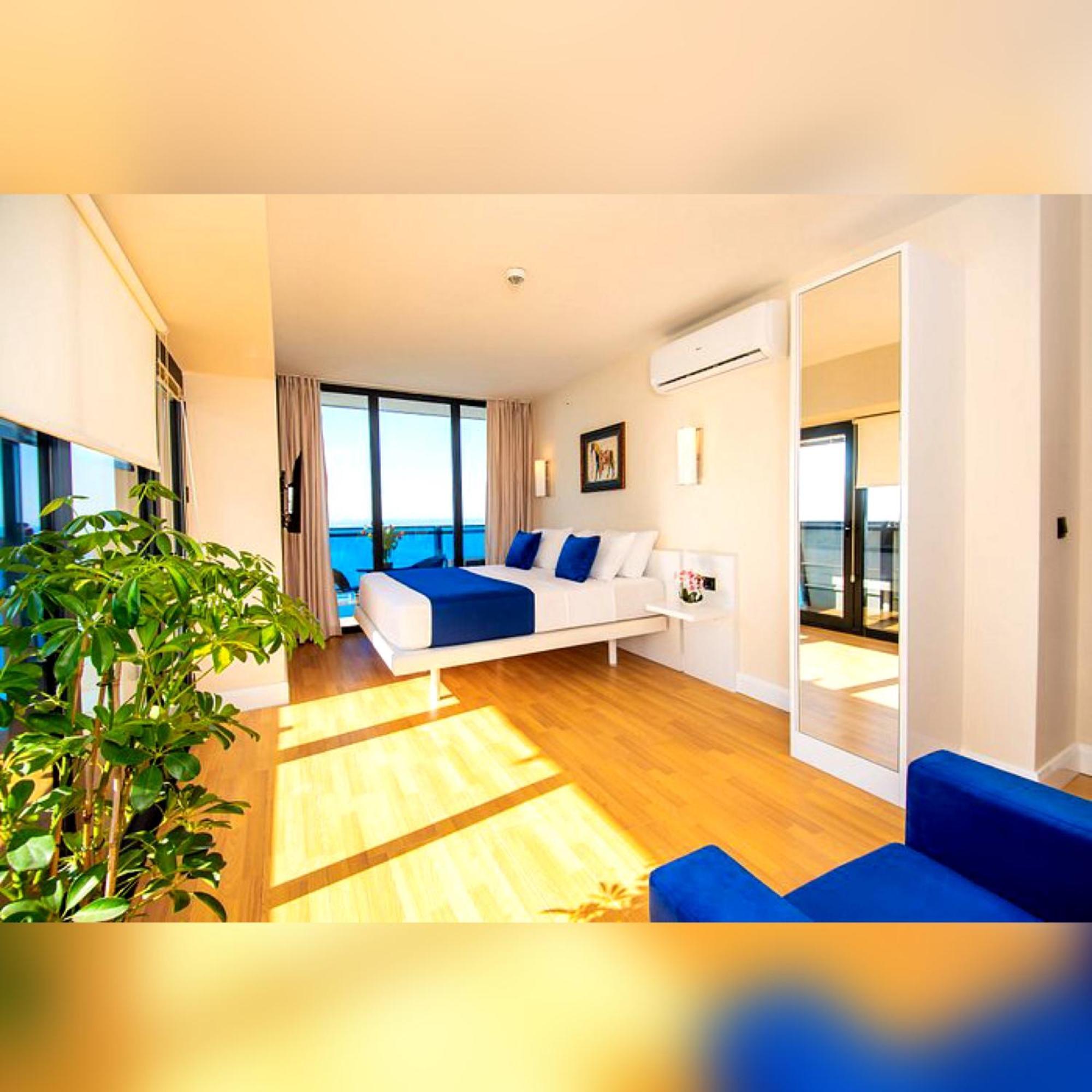 Orbi City-Sea View Aparthotel บาทูมิ ภายนอก รูปภาพ
