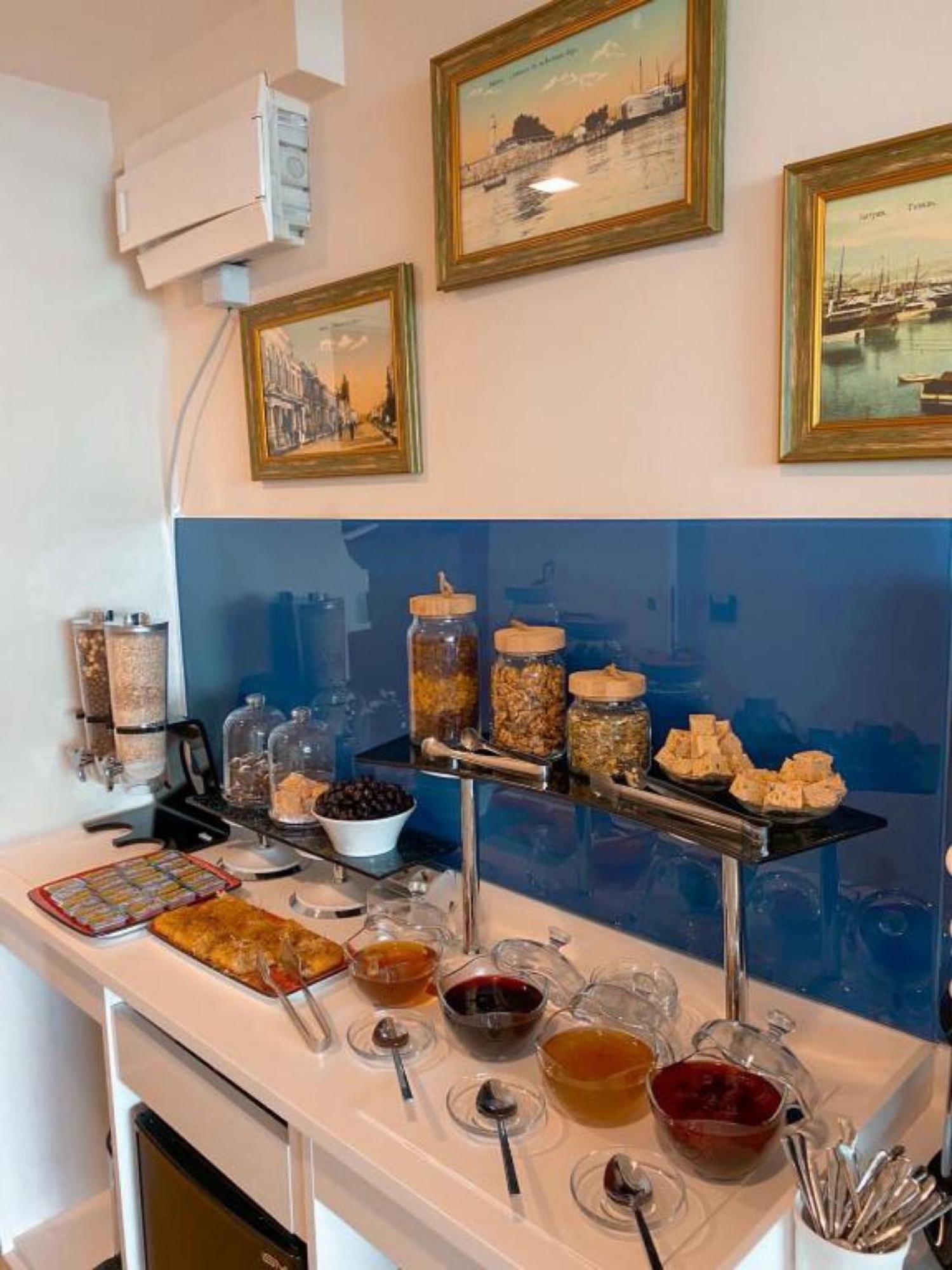 Orbi City-Sea View Aparthotel บาทูมิ ภายนอก รูปภาพ