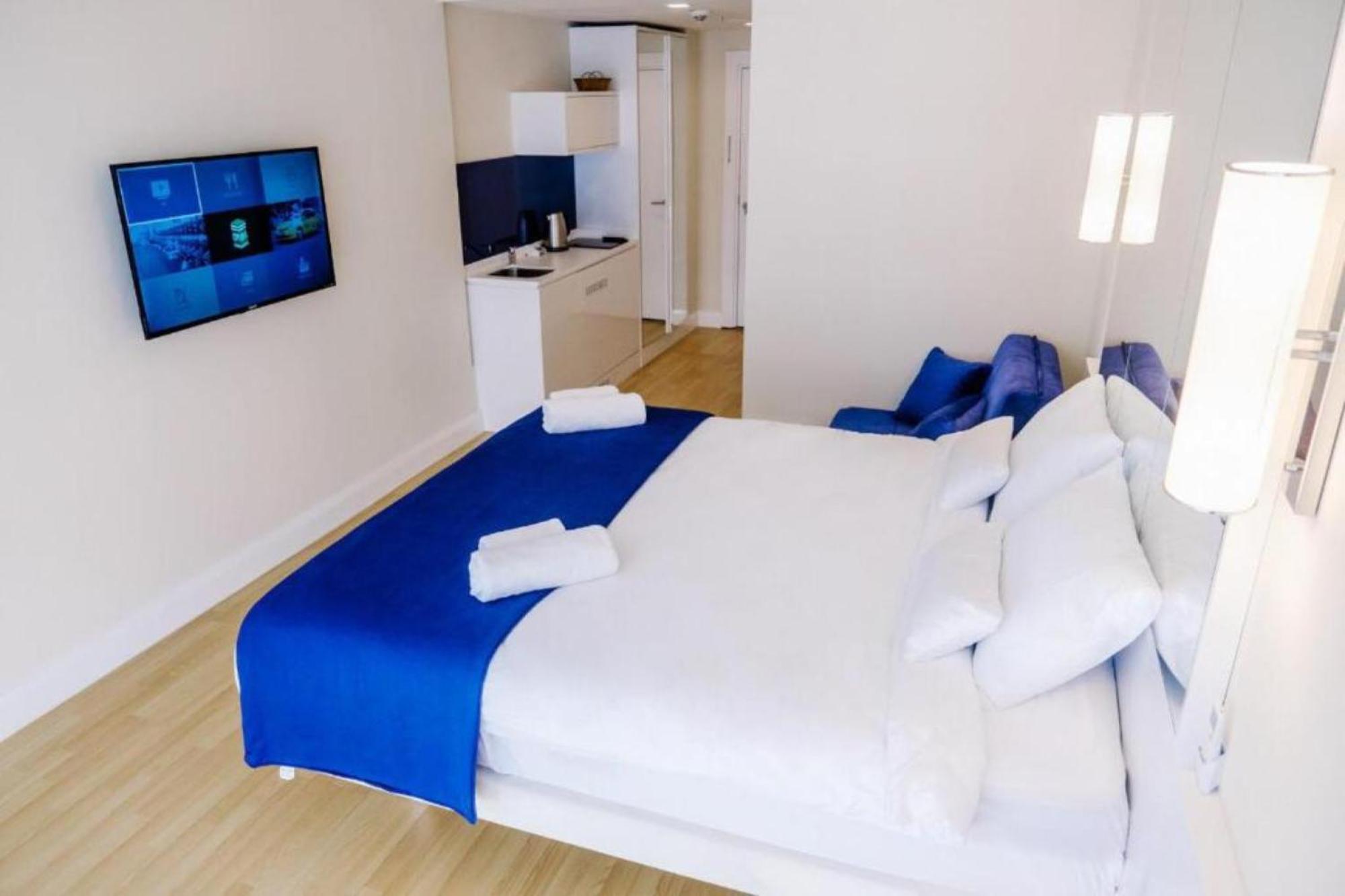 Orbi City-Sea View Aparthotel บาทูมิ ภายนอก รูปภาพ