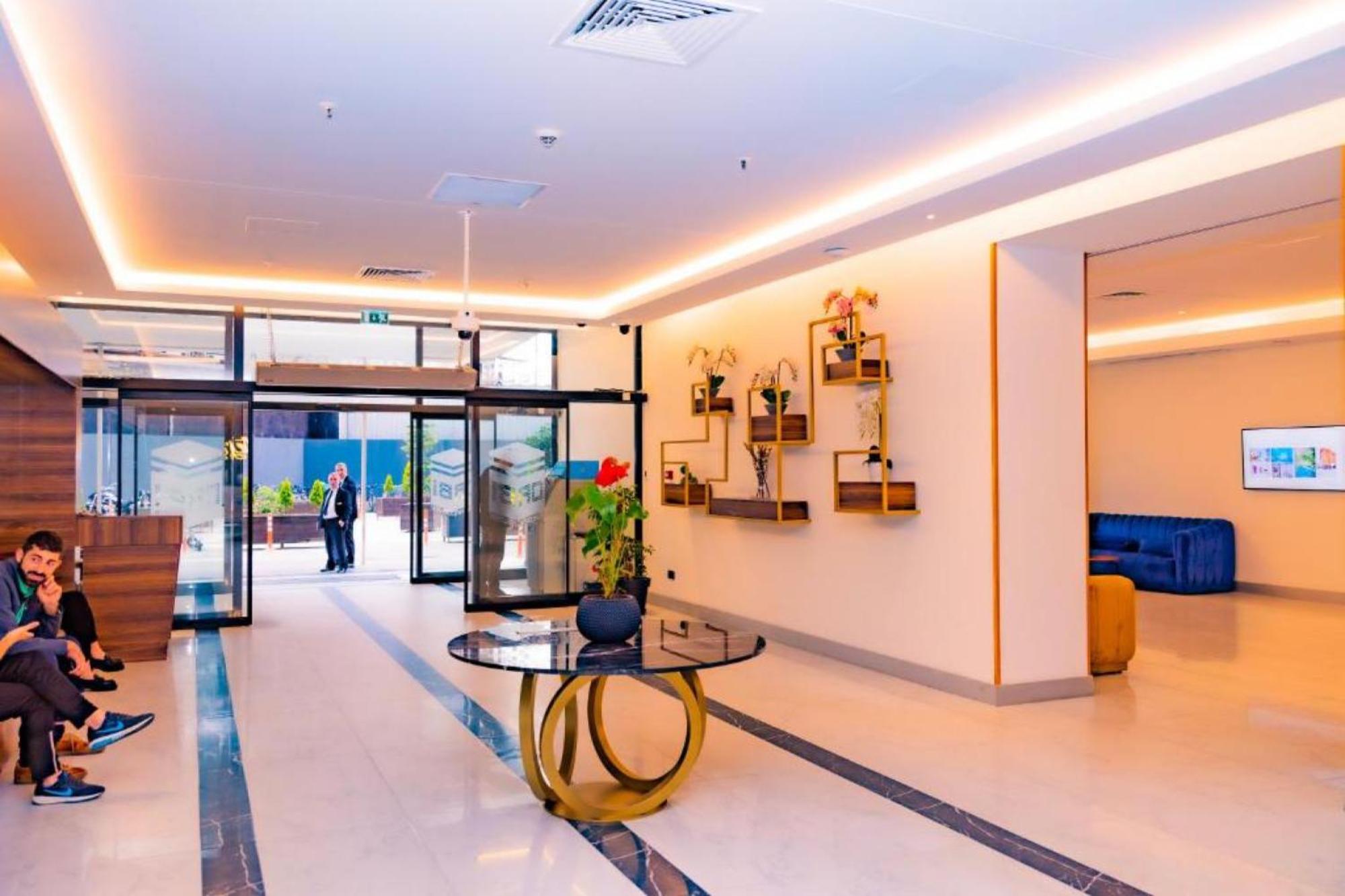 Orbi City-Sea View Aparthotel บาทูมิ ภายนอก รูปภาพ