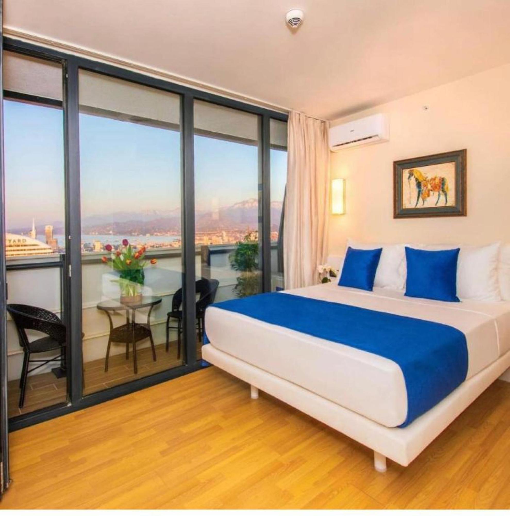 Orbi City-Sea View Aparthotel บาทูมิ ภายนอก รูปภาพ